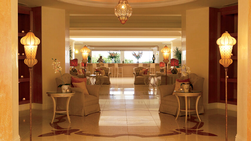 Lampade Siru per Eva Palace Grecotel Luxury